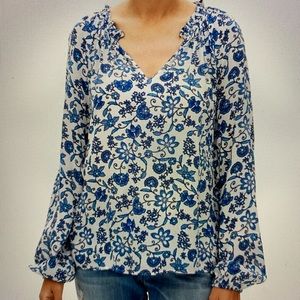 NWT The Gap Ruffle Neck blouse